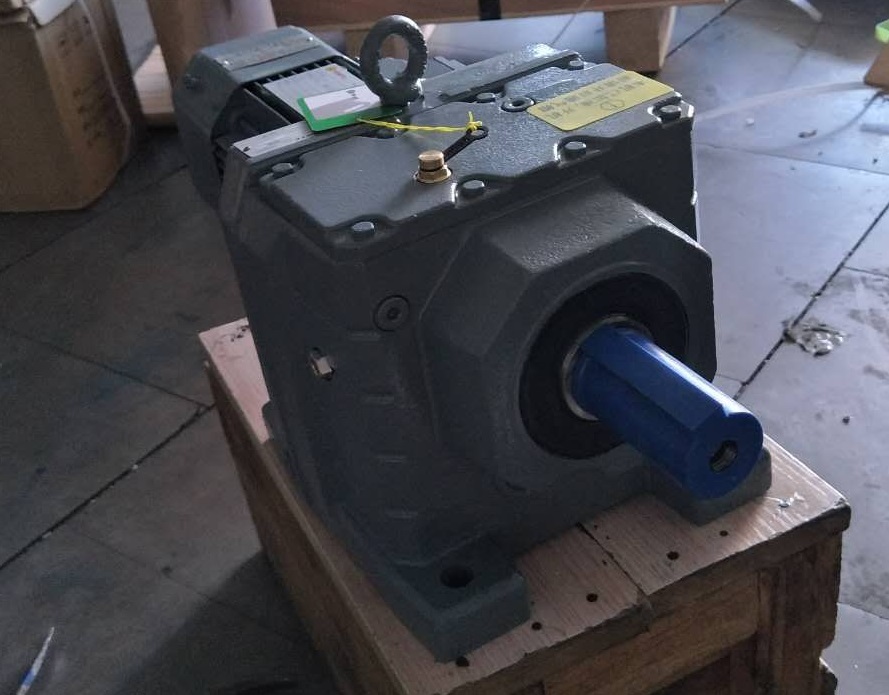 洗車機減速機,R47減速機,齒輪減速電機,齒輪減速機