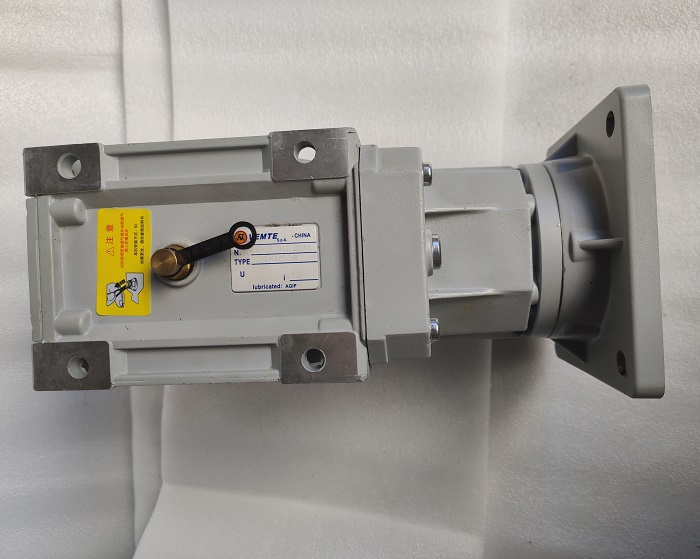 實心軸輸出齒輪減速機(jī)